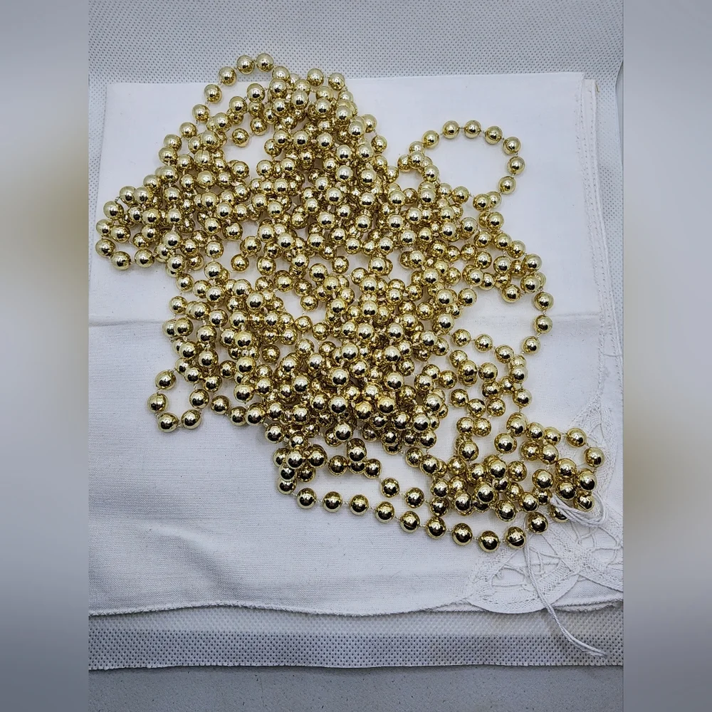 Beautiful Gold Beaded Garland - 17ft